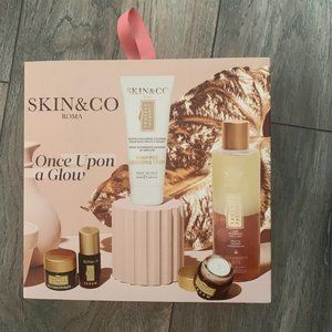 NWT SKIN & CO‎ ROMA ONCE UPON A GLOW LUXE SET